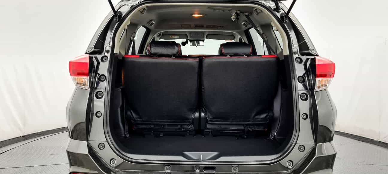 used 2020 Perodua ARUZ AV 1.5