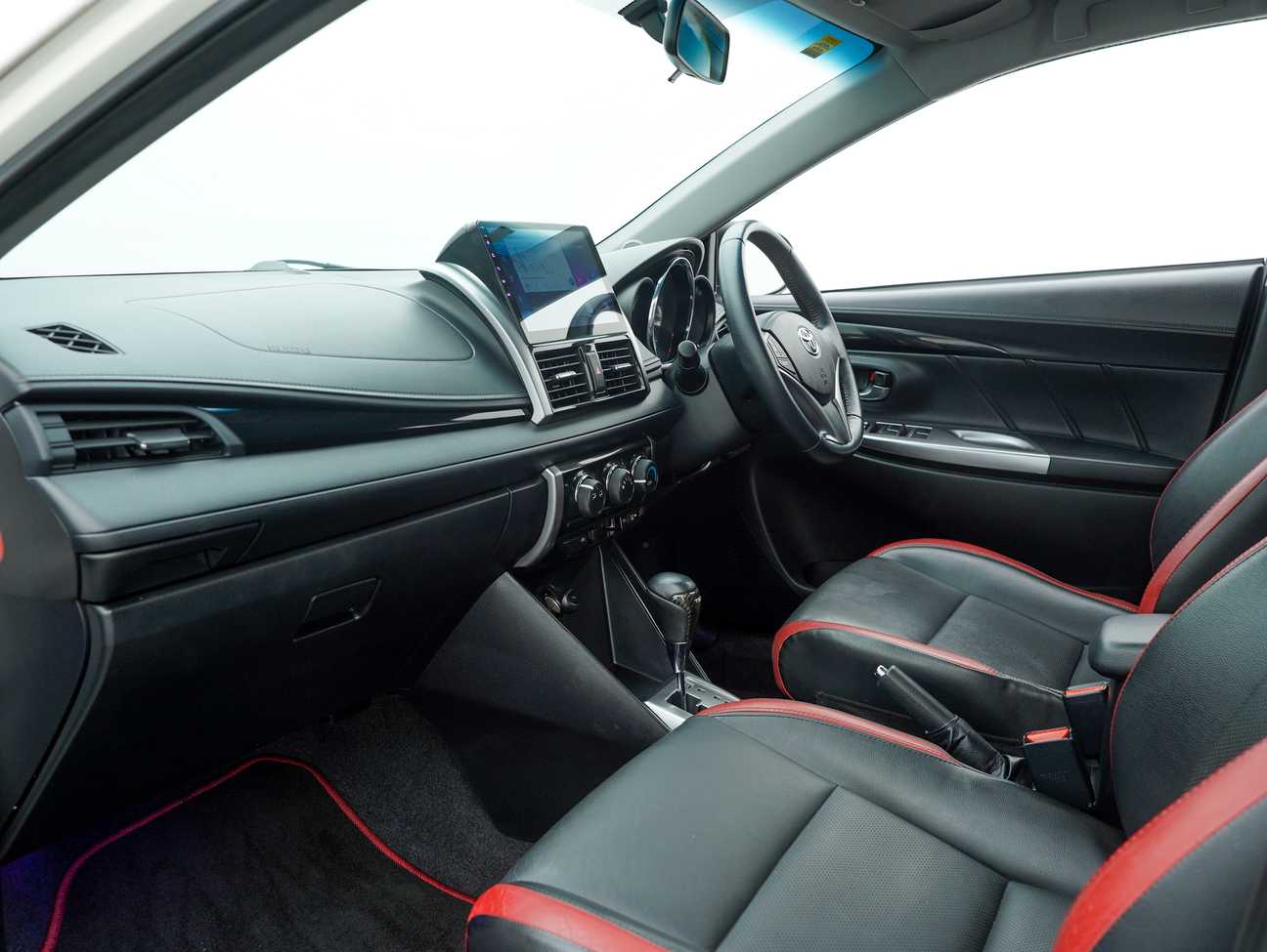 terpakai 2015 Toyota Vios TRD Sportivo 1.5