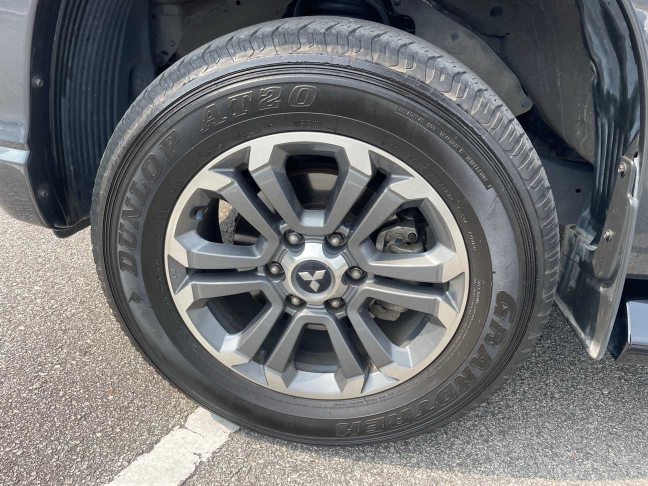 used 2022 Mitsubishi Triton VGT Premium Updated Spec Dual Cab 4X4 2.4