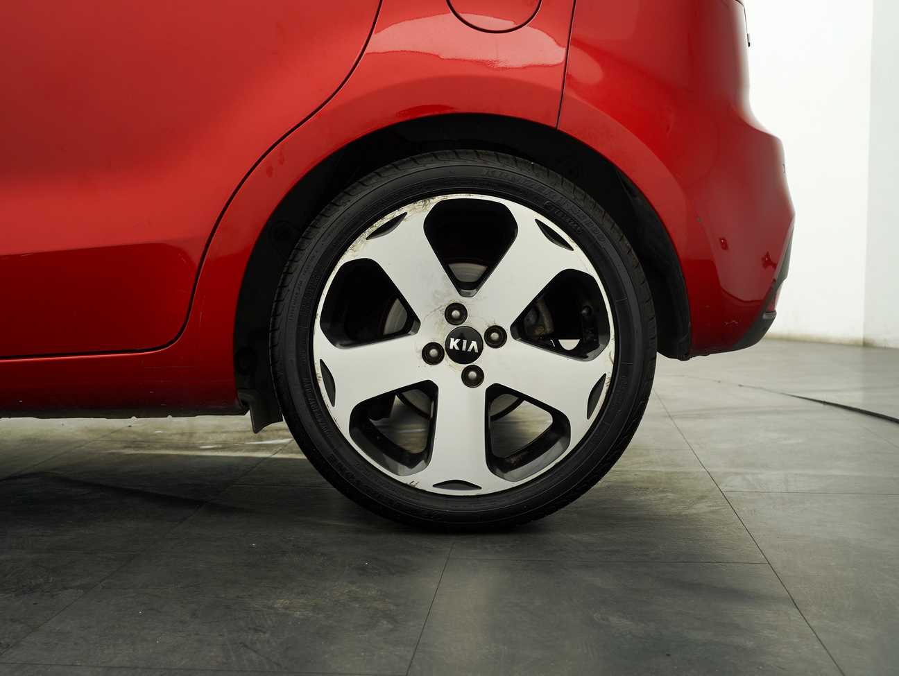 terpakai 2013 Kia Rio SX 1.4