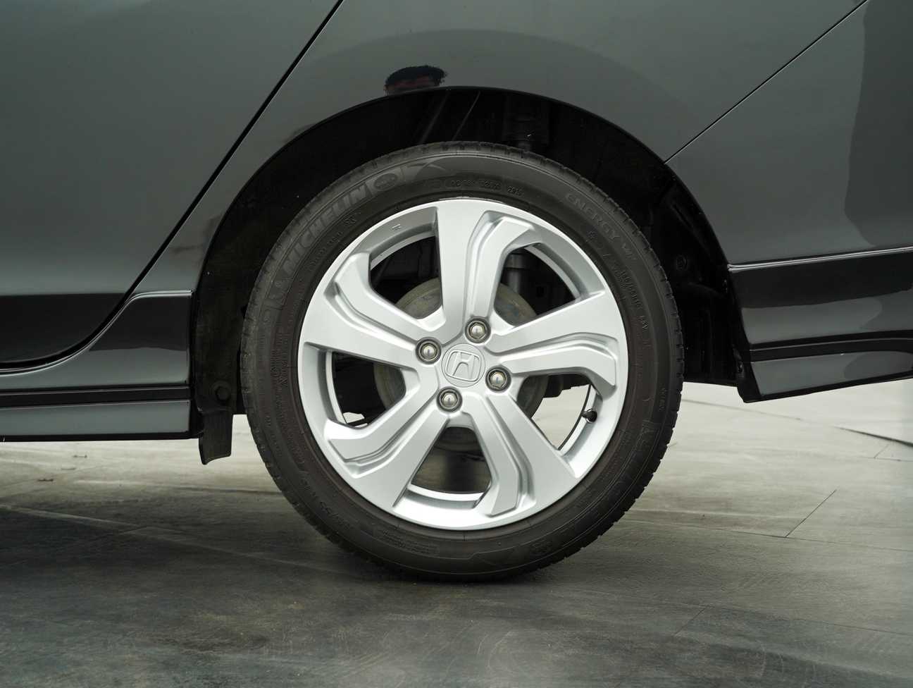 used 2014 Honda City V 1.5