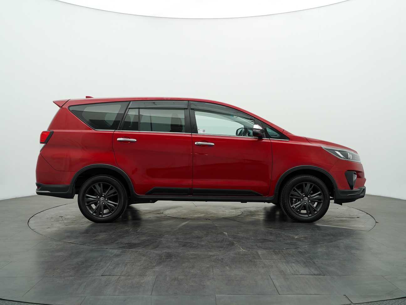 used 2021 Toyota Innova X 2.0