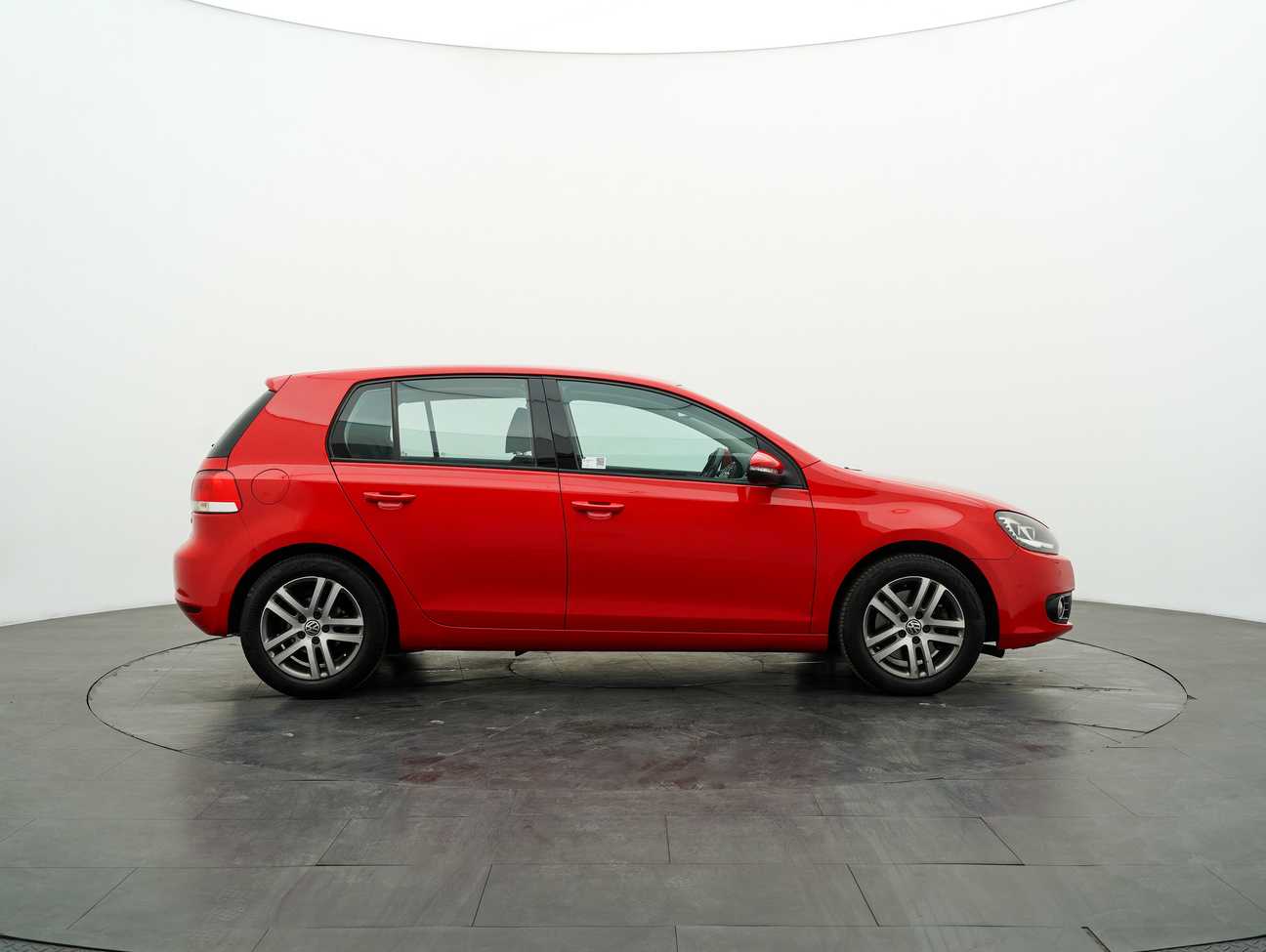 terpakai 2011 Volkswagen Golf TSI 1.4
