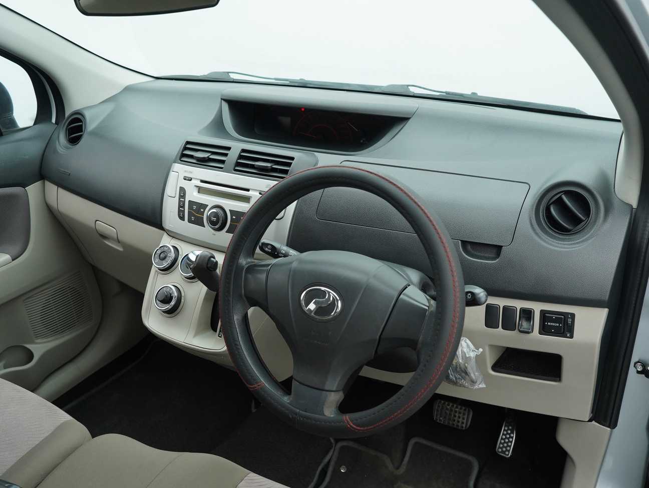 terpakai 2014 Perodua Alza EZ 1.5