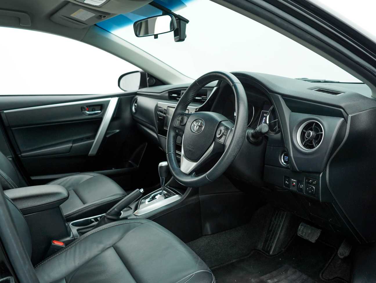 used 2018 Toyota Corolla Altis G 1.8