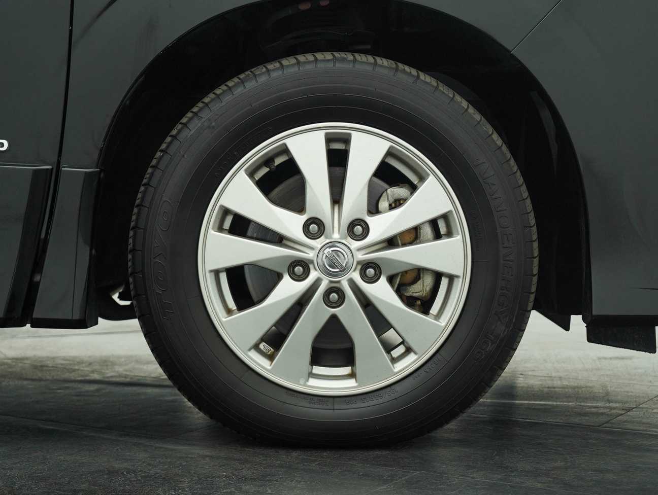 used 2023 Nissan Serena S-Hybrid High-Way Star 2.0