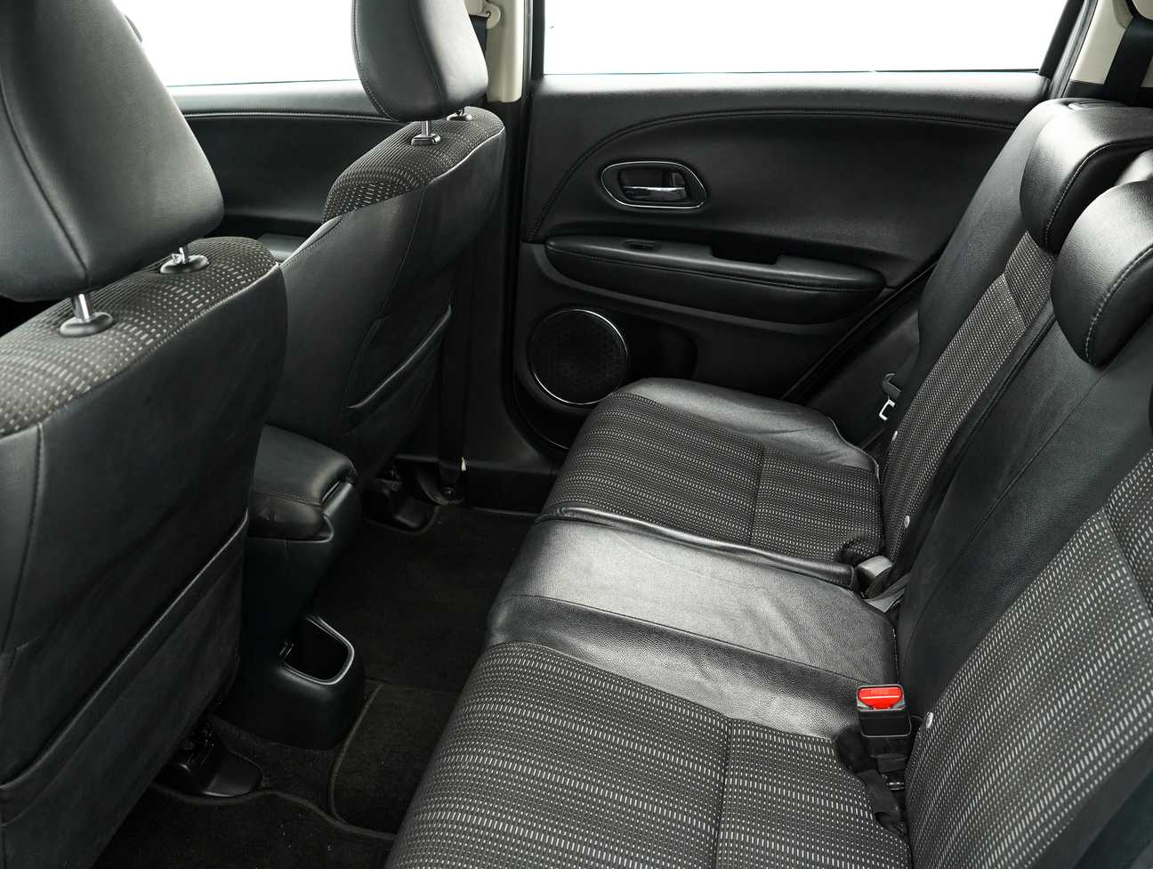 used 2015 Honda HR-V V 1.8