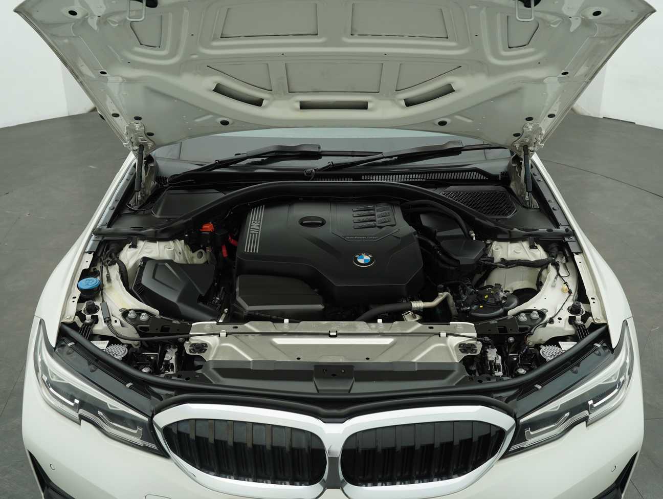 used 2021 BMW 320i Sport 2.0