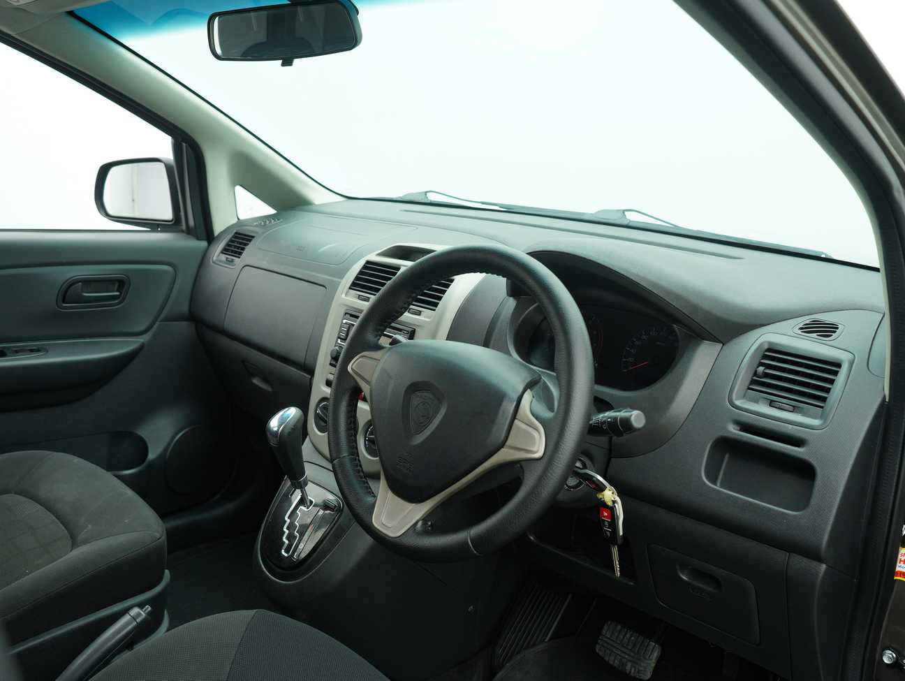 terpakai 2013 Proton Exora Bold CFE Standard 1.6