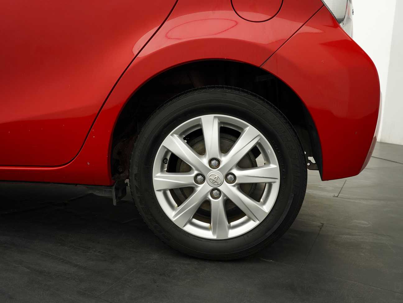 used 2013 Toyota Prius C Hybrid 1.5