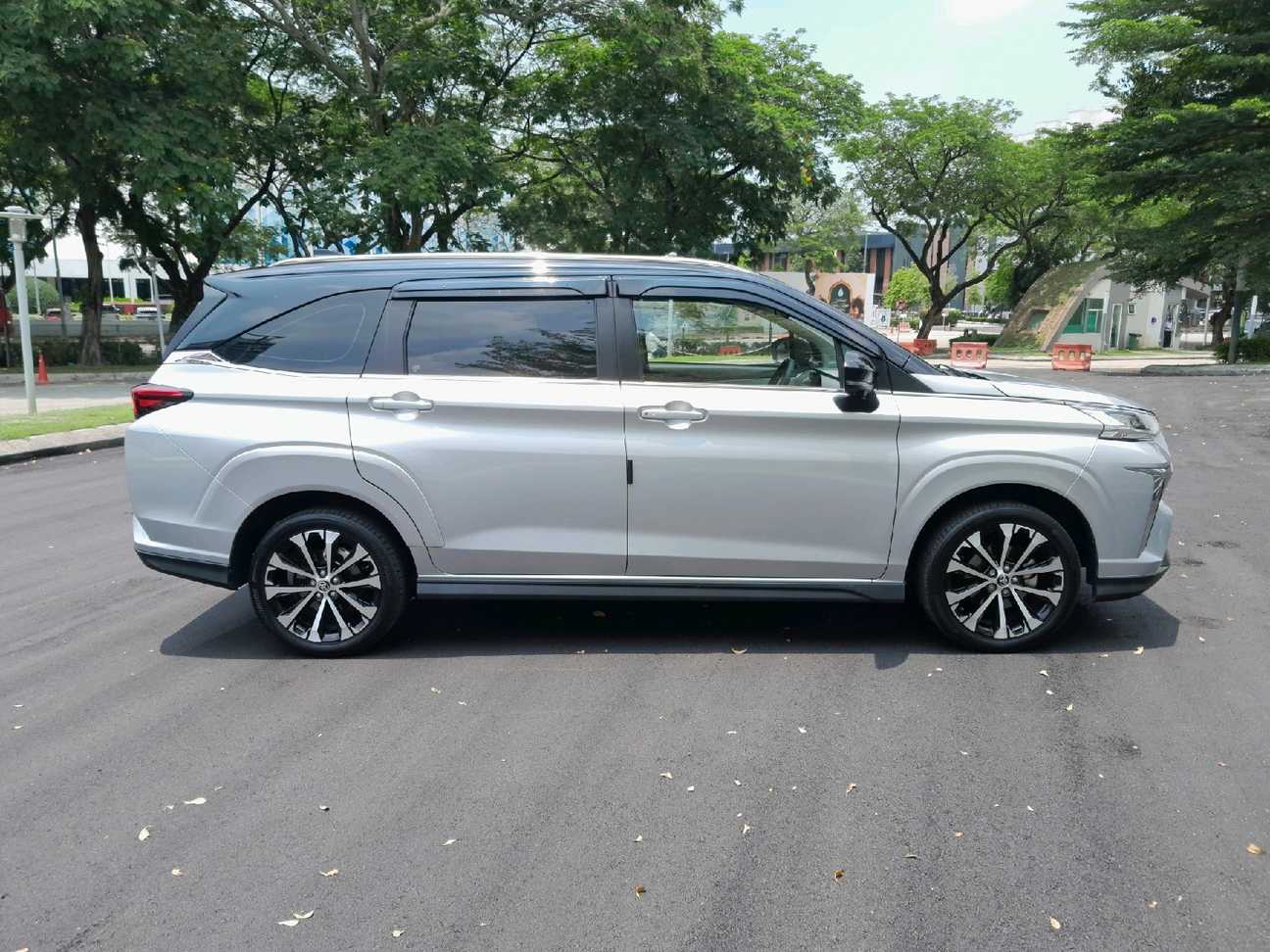 used 2023 Toyota Veloz  1.5