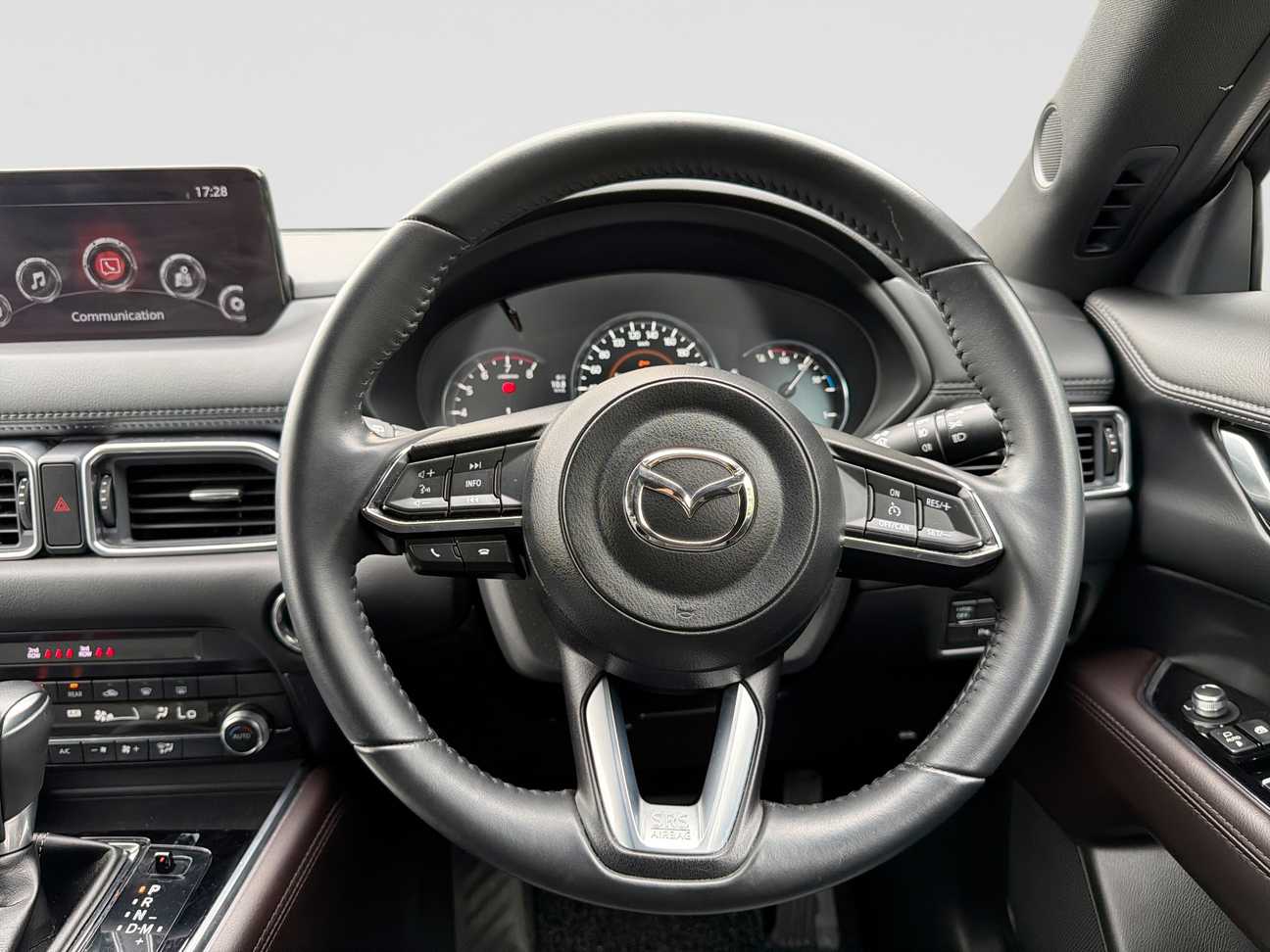 terpakai 2024 Mazda CX-8 SKYACTIV-G Mid 2.5