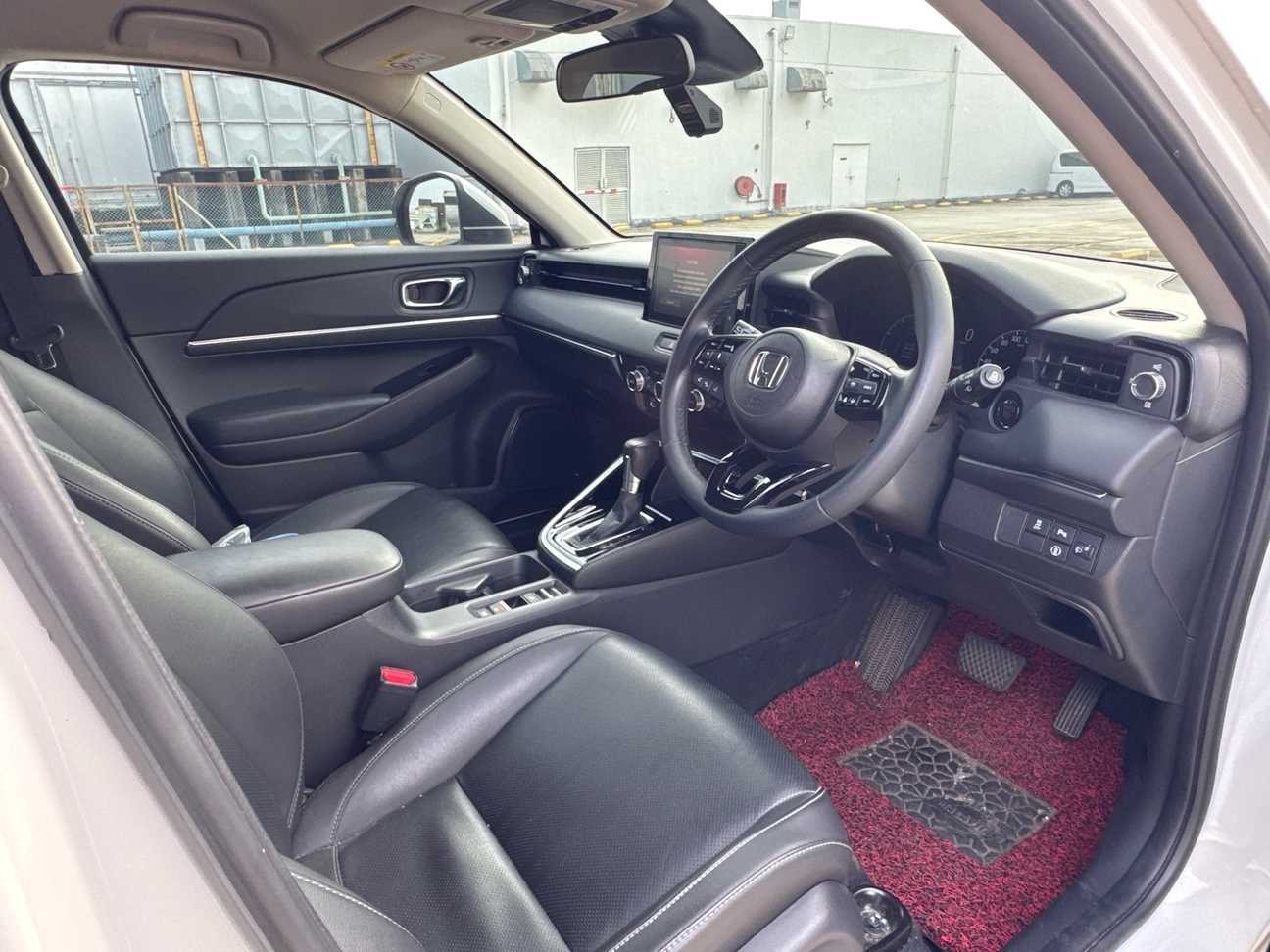 used 2023 Honda HR-V V 1.5