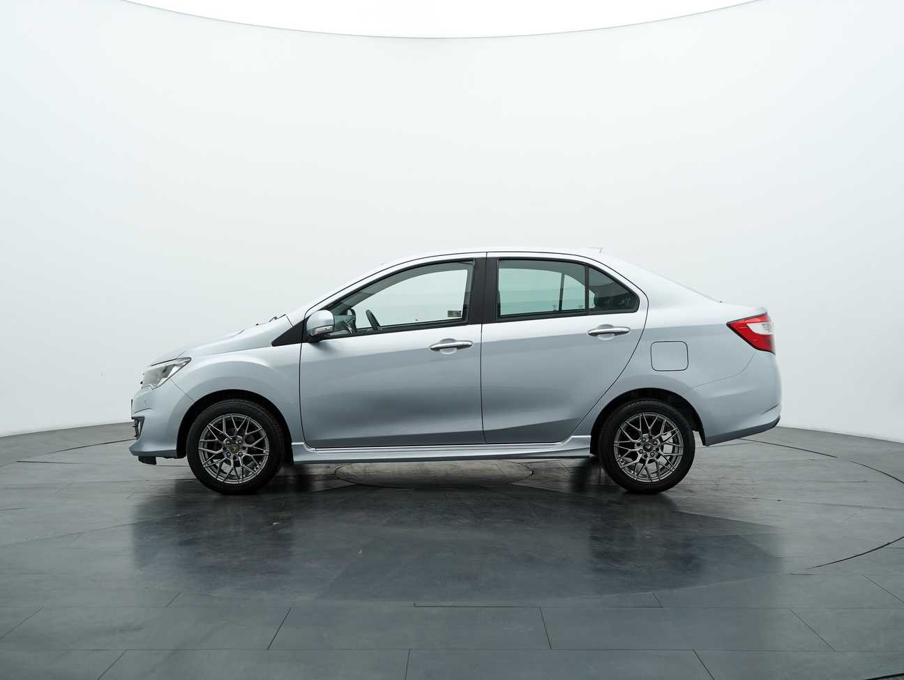 used 2016 Perodua Bezza Advance Premium 1.3
