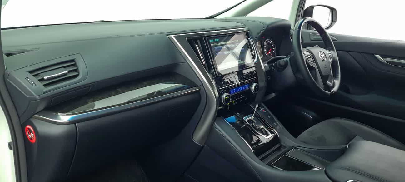 used 2016 Toyota VELLFIRE  2.5