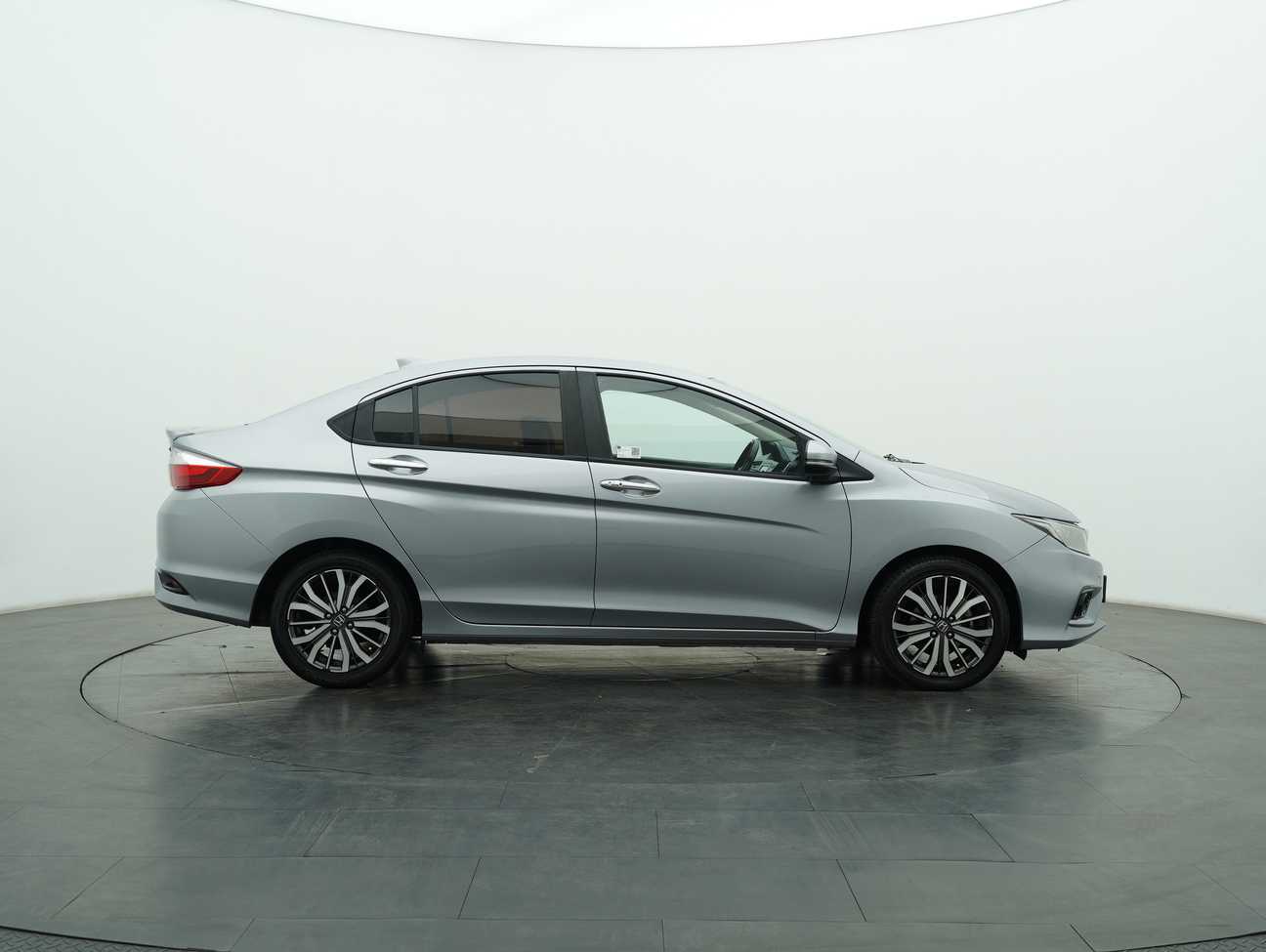 used 2019 Honda City V 1.5