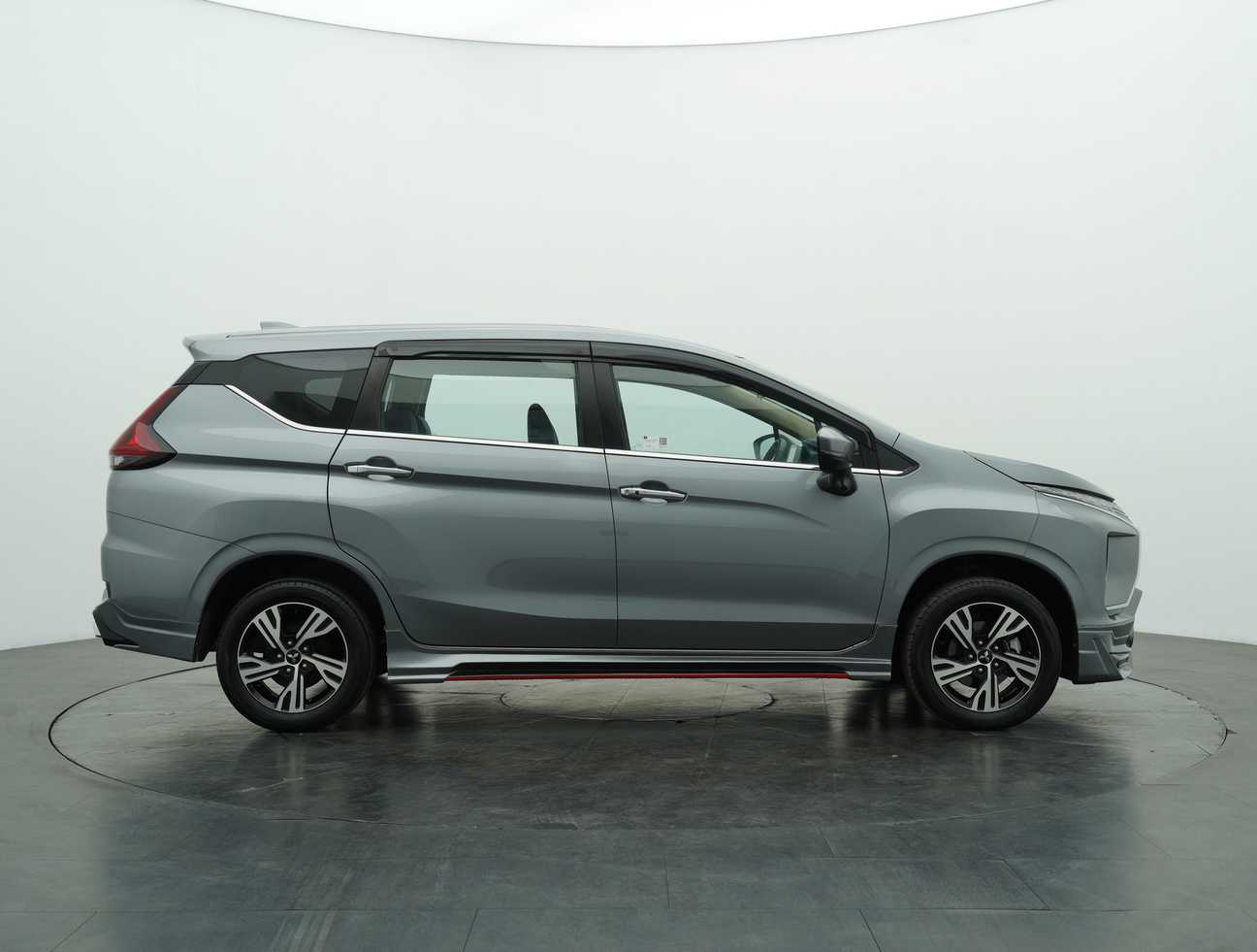 terpakai 2023 Mitsubishi Xpander  1.5