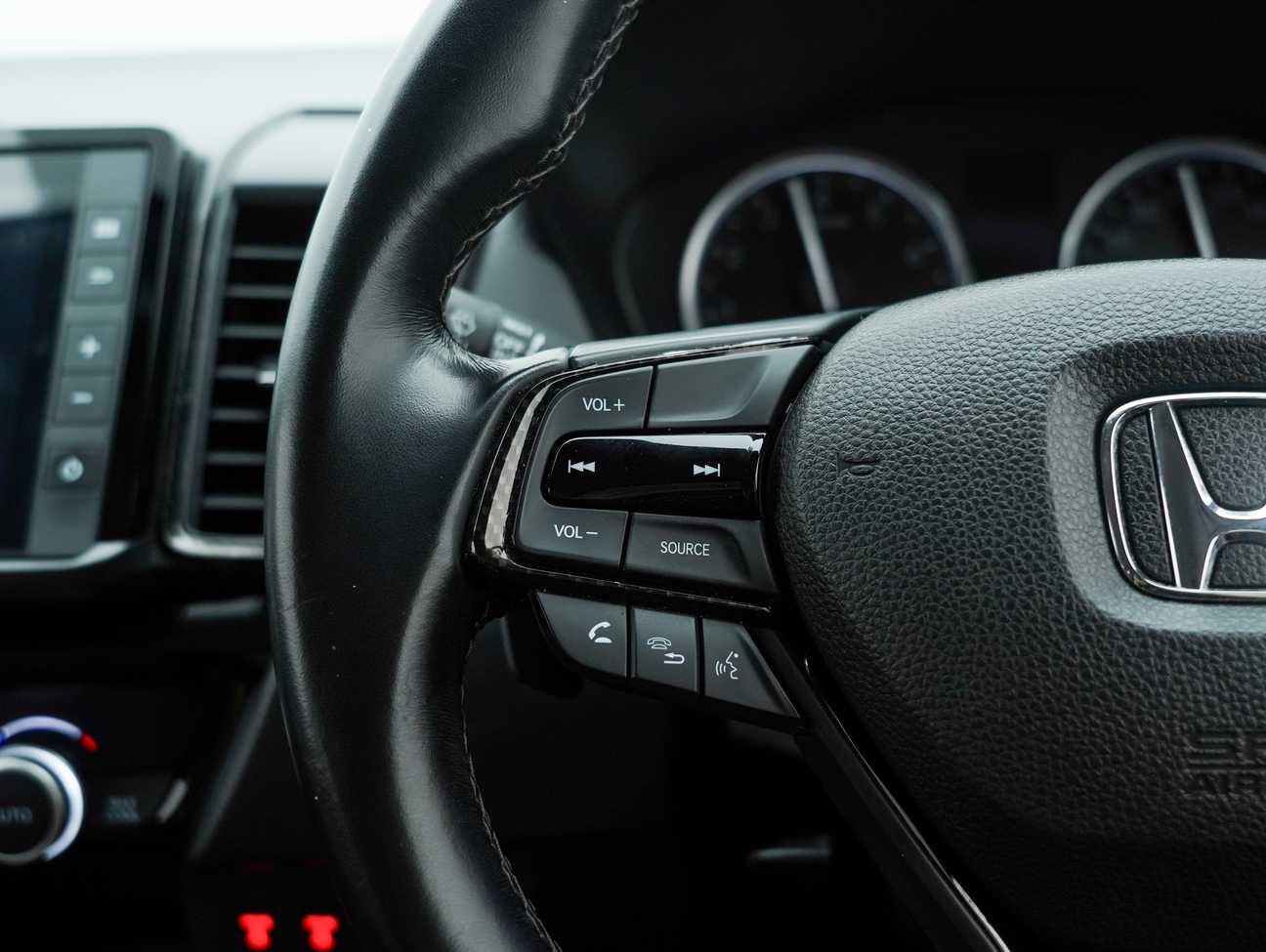 used 2022 Honda City V i-VTEC 1.5