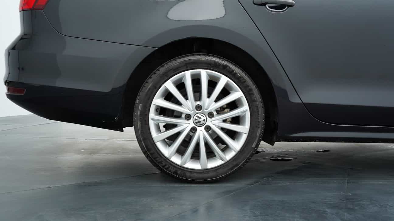 used 2016 Volkswagen JETTA TSI 1.4