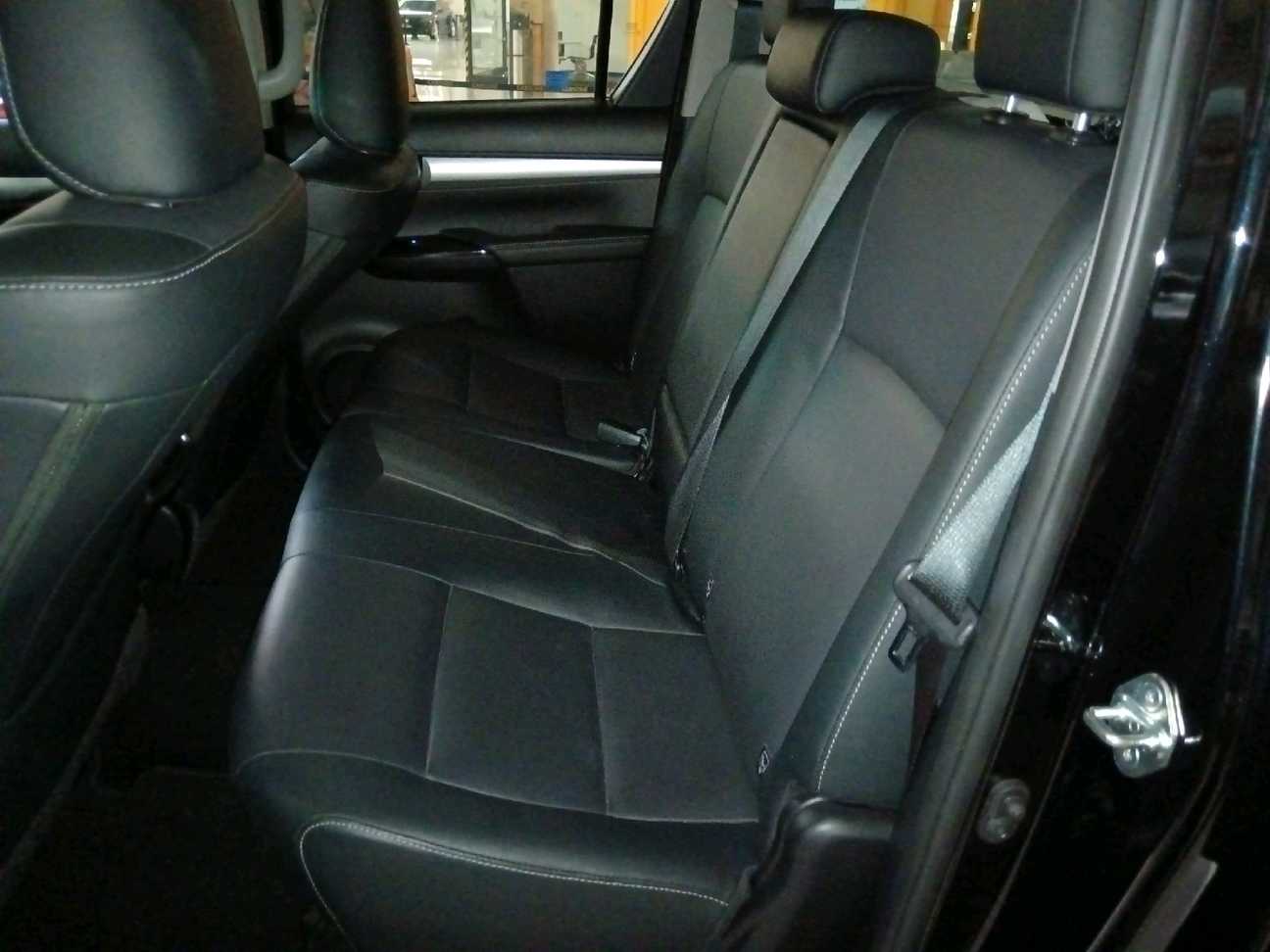used 2023 Toyota Hilux V Dual Cab 2.4