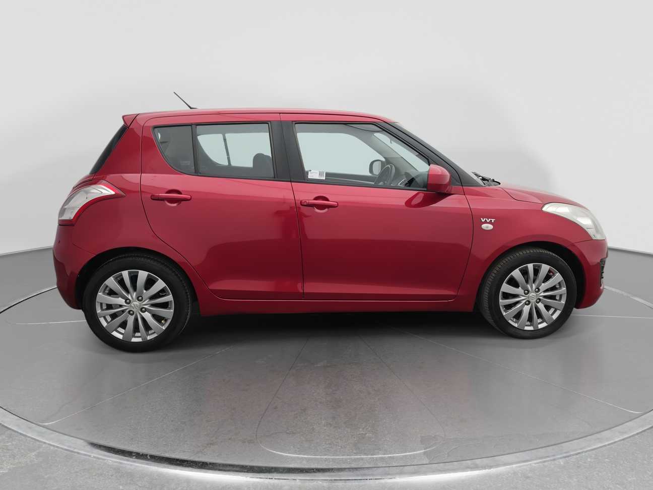 terpakai 2015 Suzuki Swift GLX 1.4