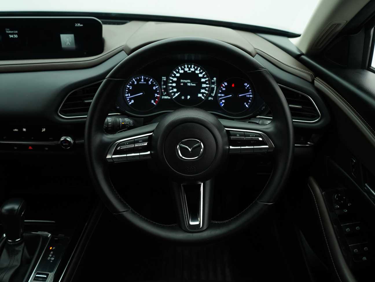 terpakai 2023 Mazda CX-30 SKYACTIV-G High Plus 2.0