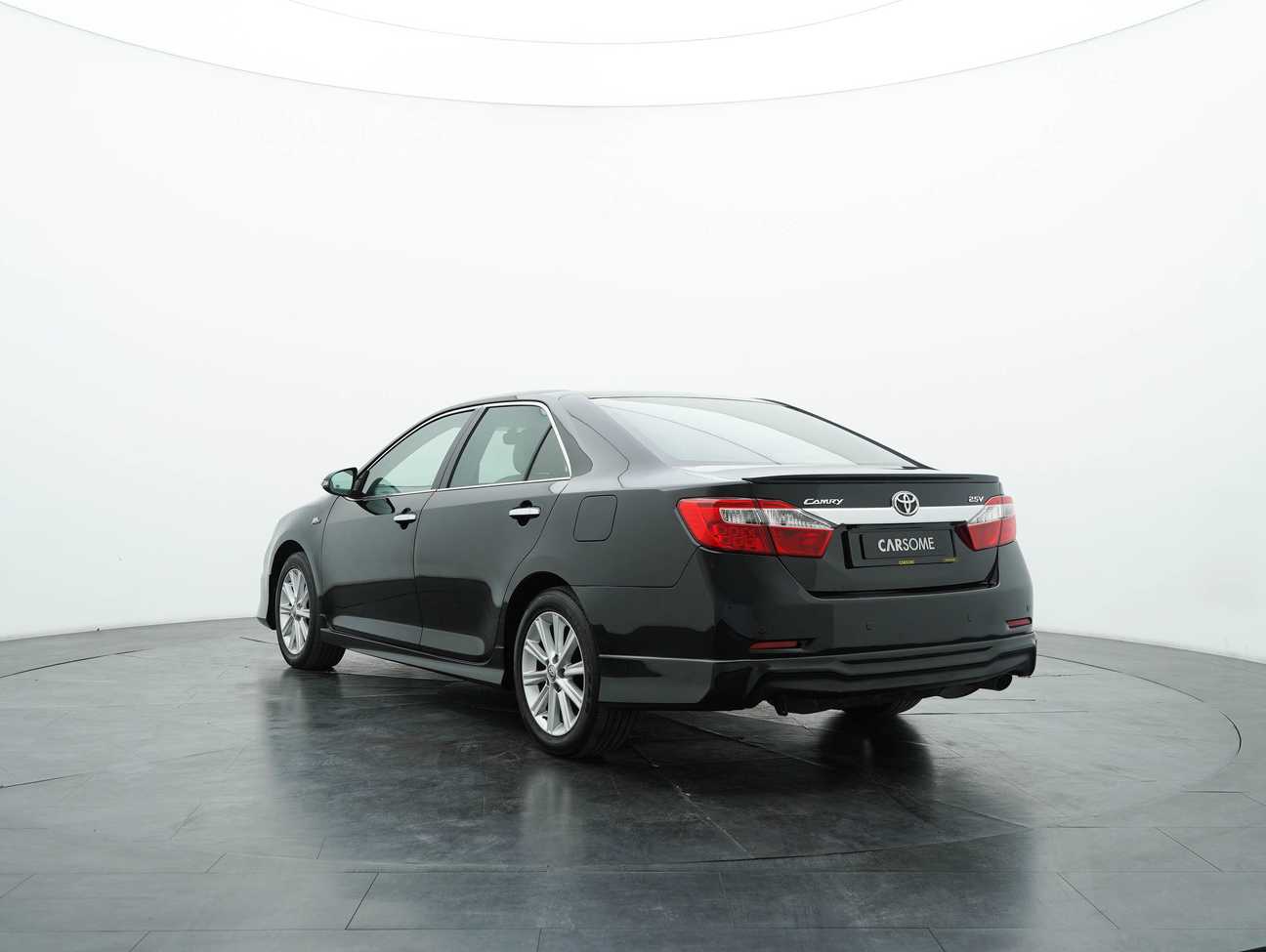 used 2012 Toyota Camry V 2.5