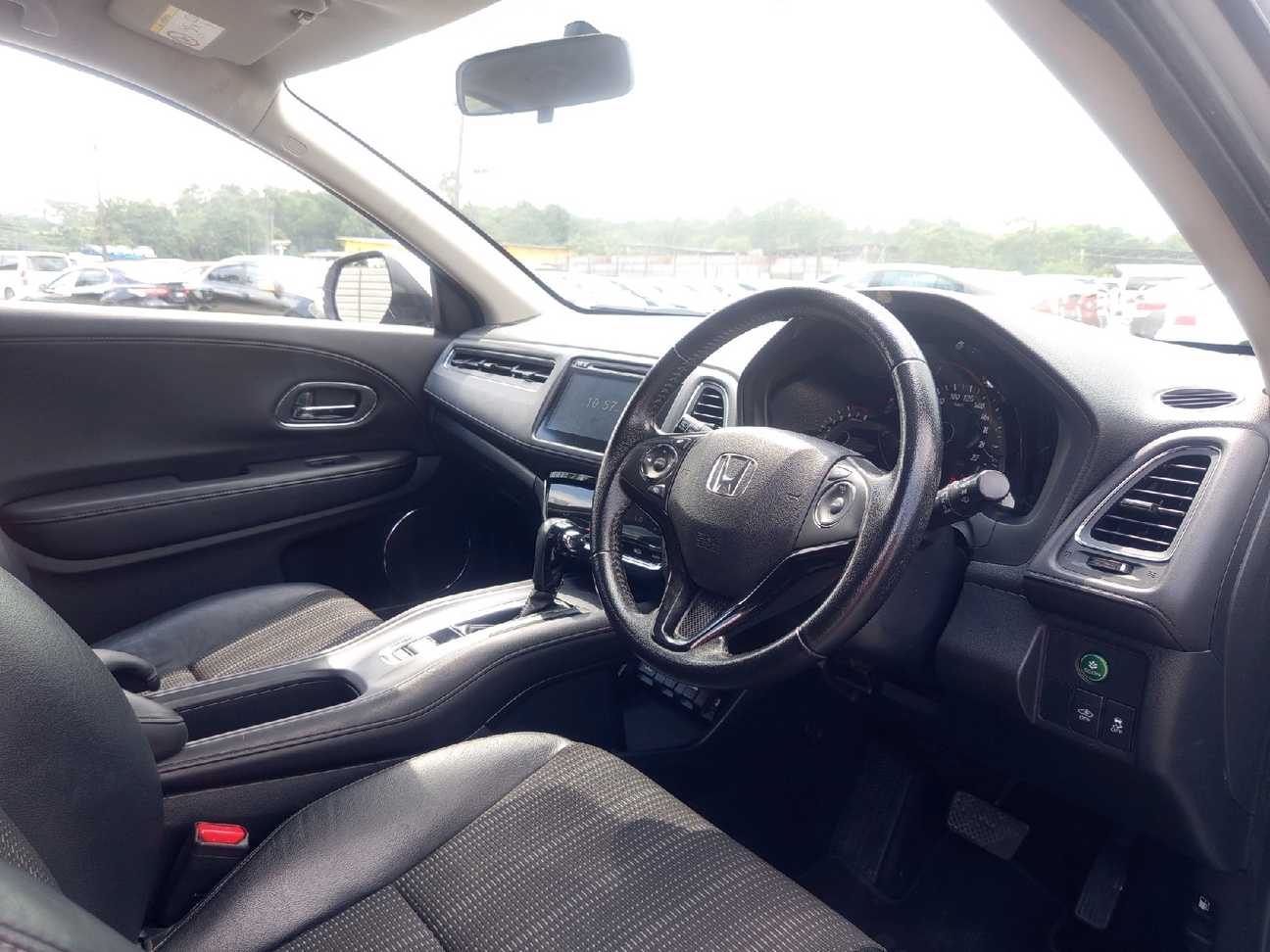 terpakai 2016 Honda HR-V V 1.8