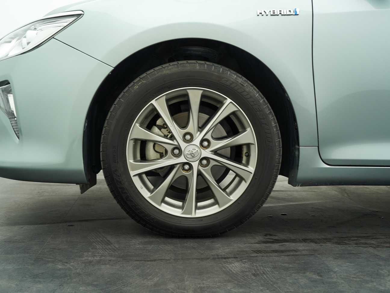 used 2018 Toyota Camry Hybrid Luxury 2.5