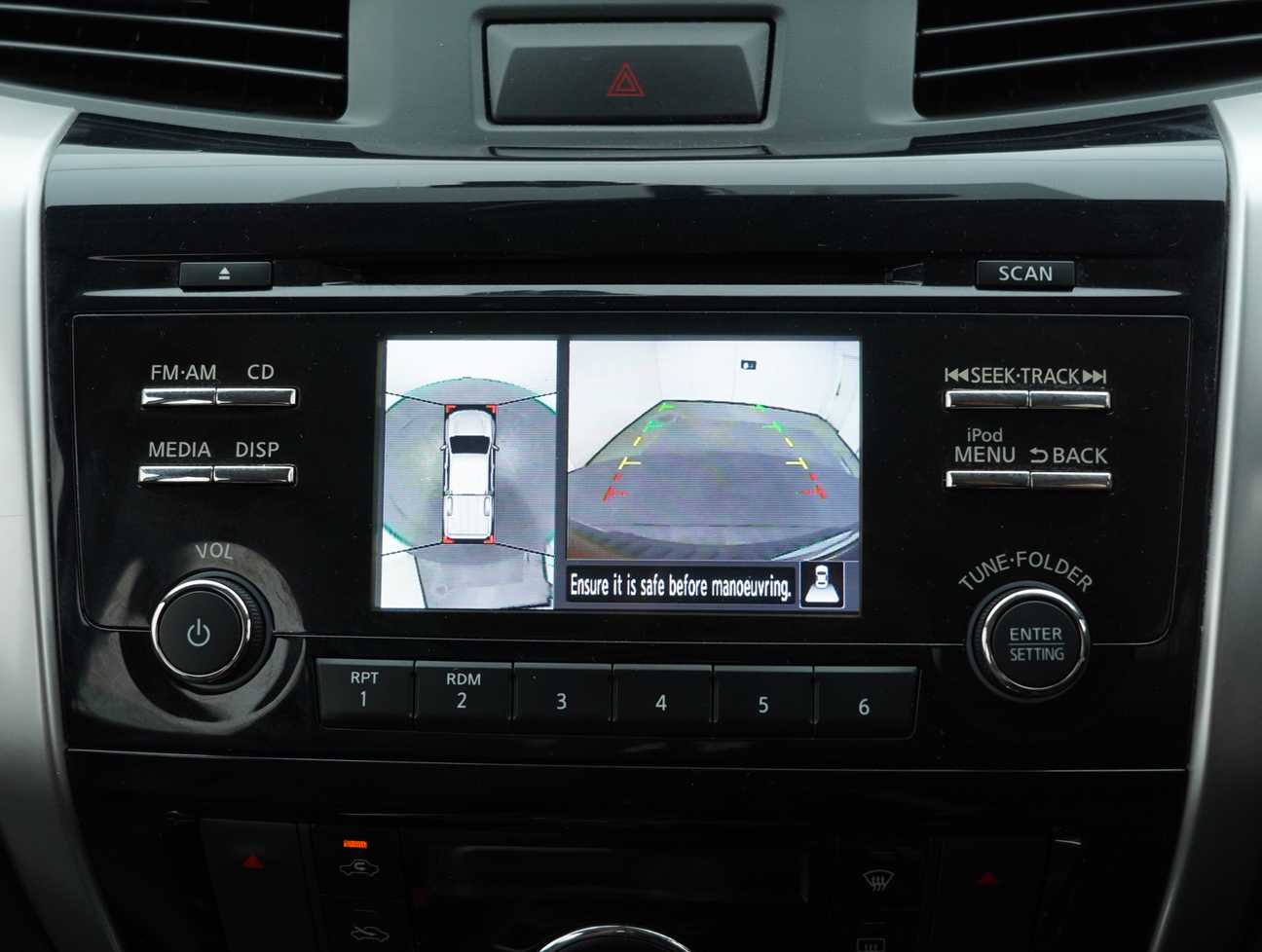 terpakai 2018 Nissan Navara NP300 VL Dual Cab 2.5