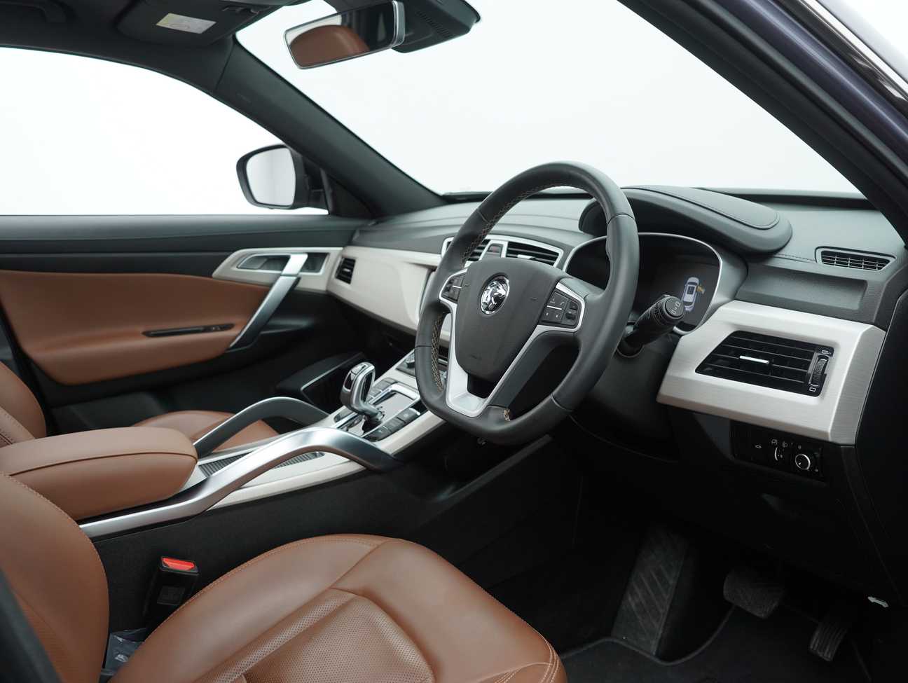 used 2022 Proton X70 Premium 1.8