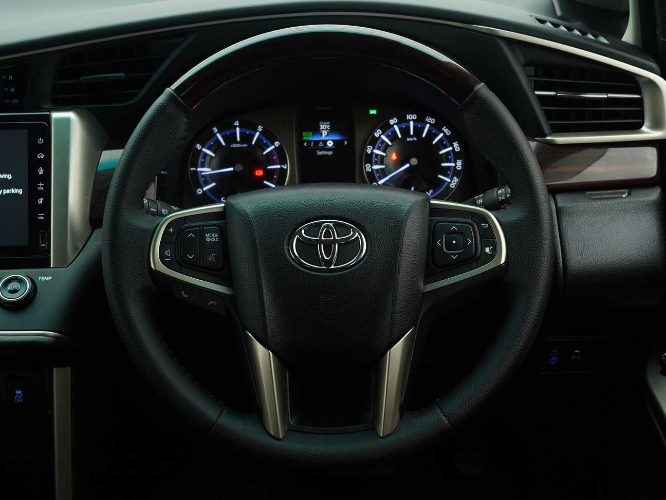 used 2021 Toyota Innova X 2.0