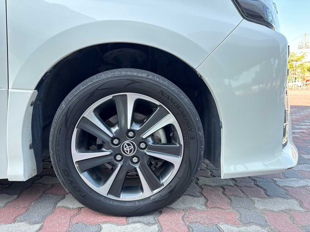 used 2019 Toyota Voxy ZS Kirameki Edition 2.0