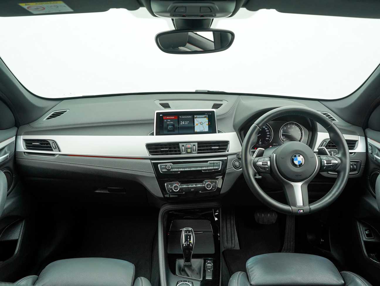 terpakai 2022 BMW X1 sDrive20i M Sport 2.0