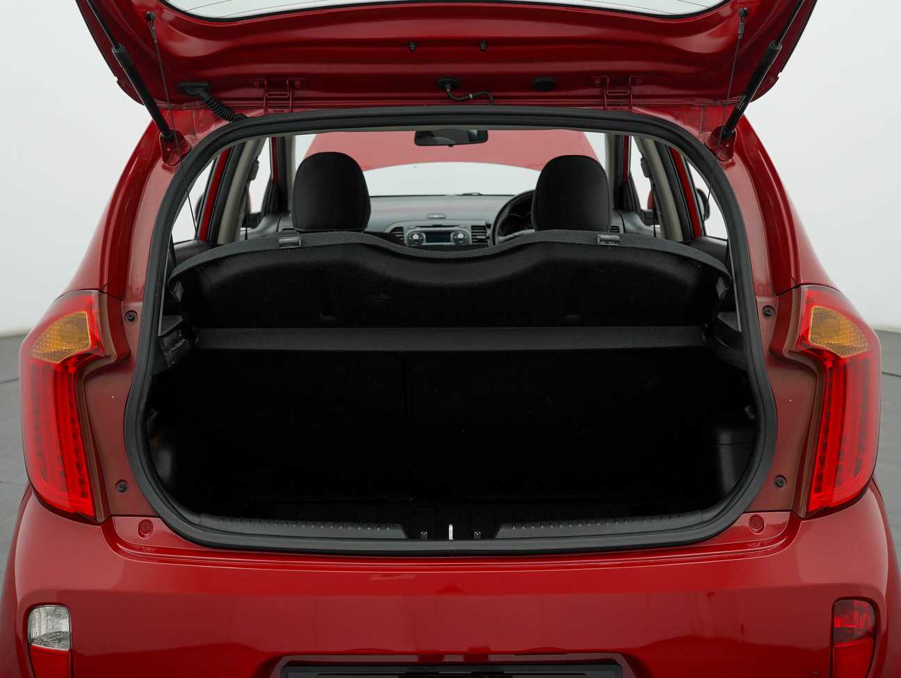 terpakai 2014 Kia Picanto  1.2