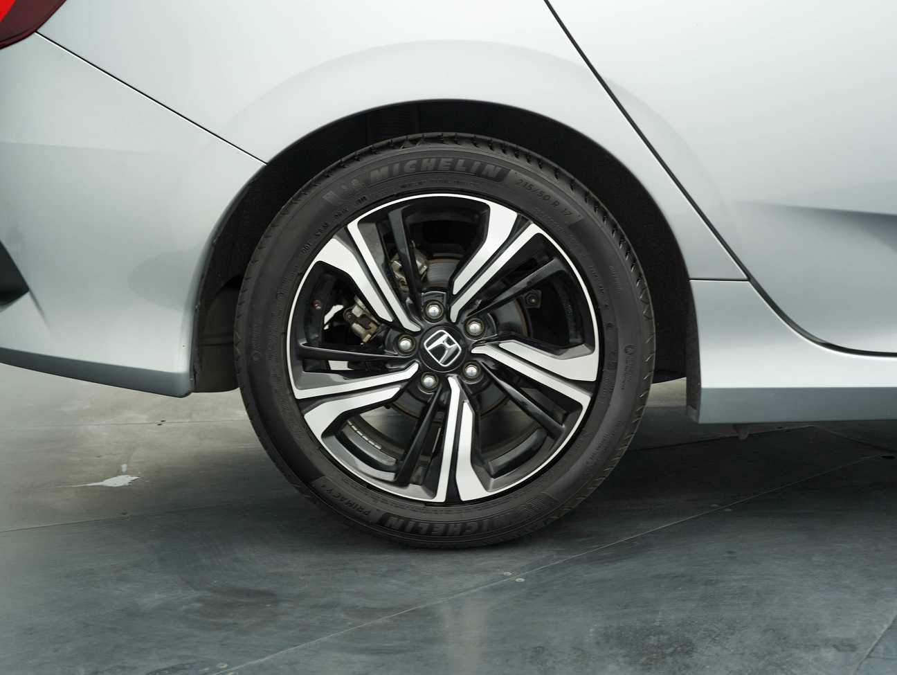 used 2017 Honda CIVIC TC-P 1.5