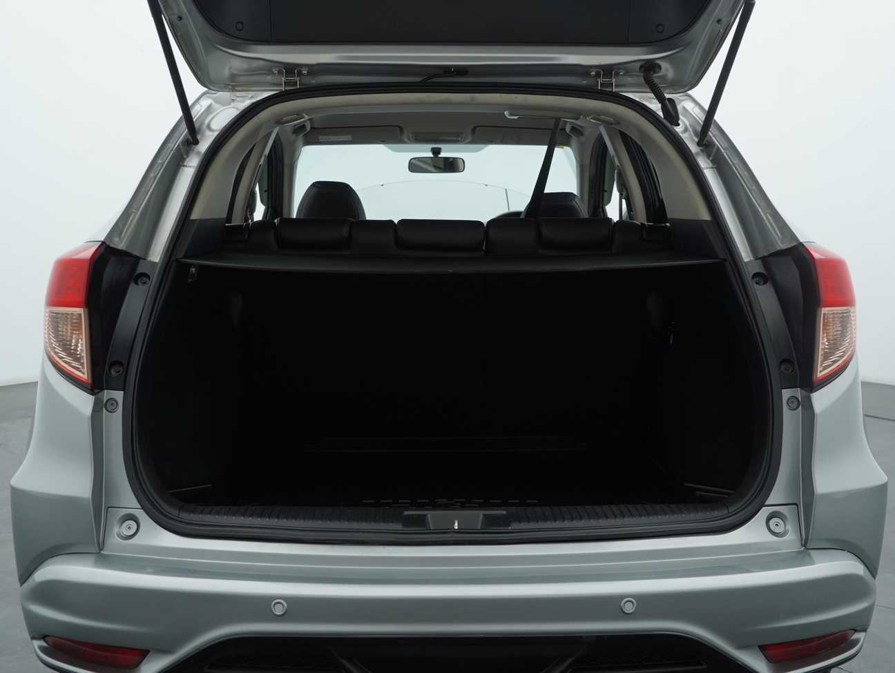 terpakai 2015 Honda HR-V V 1.8