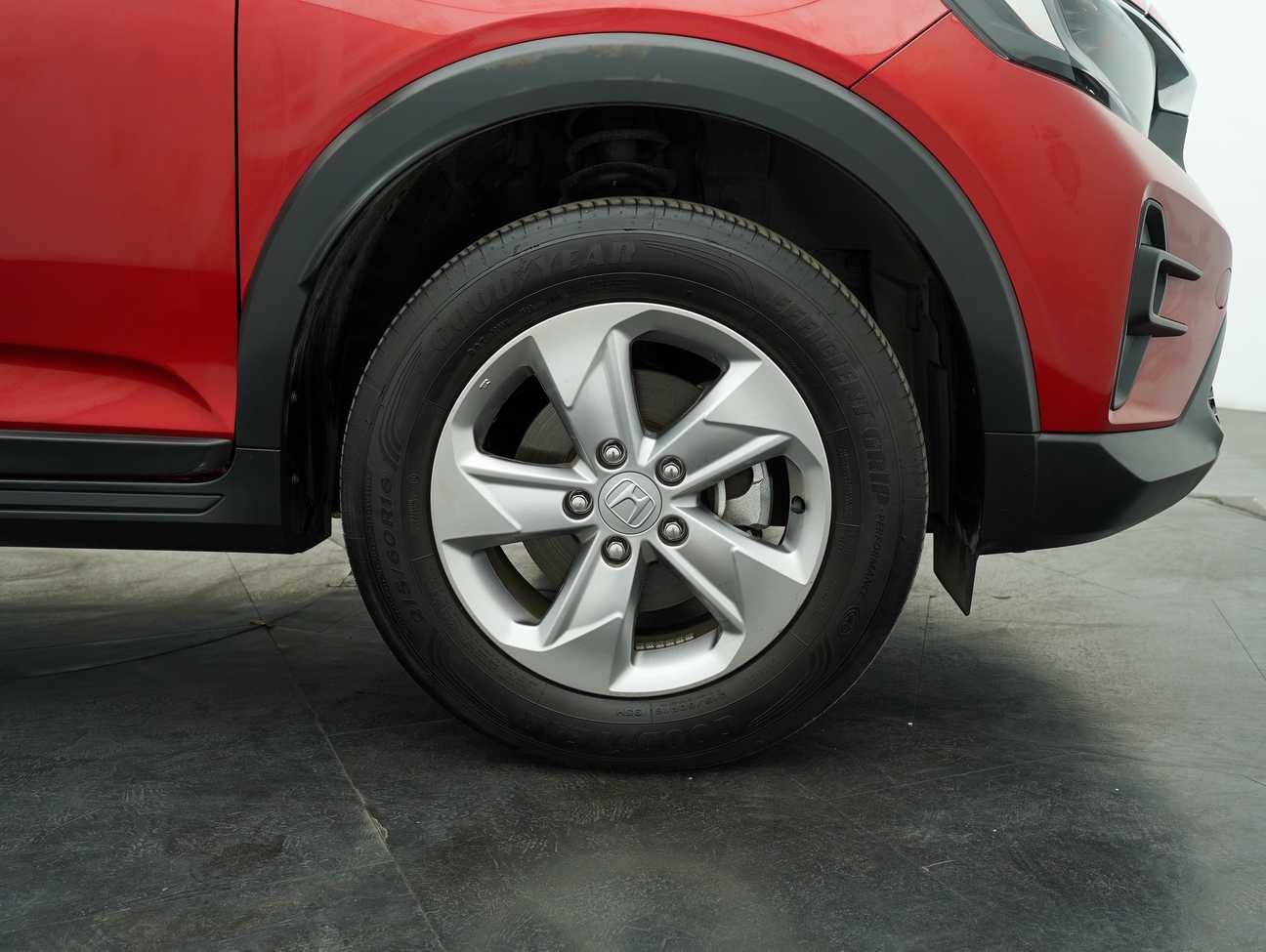 terpakai 2023 Honda WR-V V 1.5