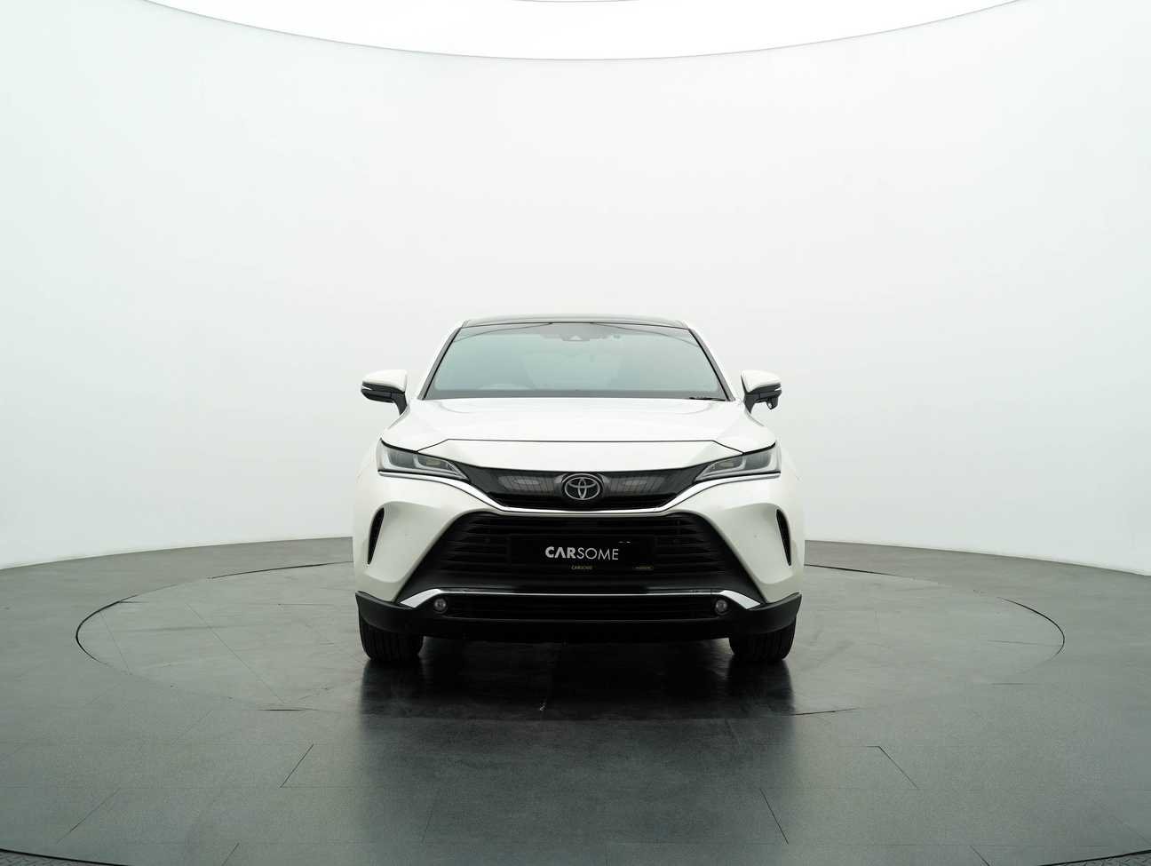 used 2021 Toyota Harrier Luxury 2.0