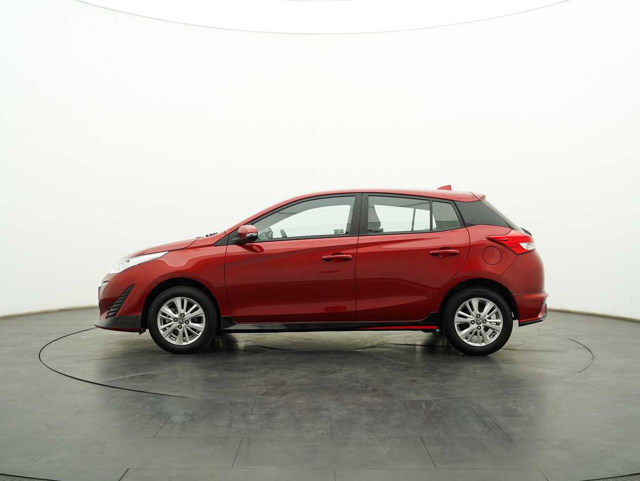 used 2020 Toyota Yaris J 1.5