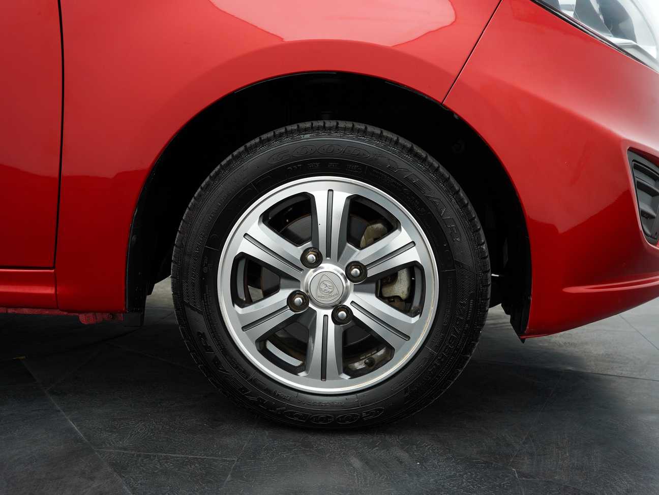 used 2018 Proton Iriz Standard 1.3