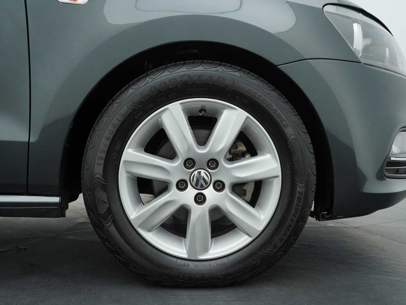 terpakai 2015 Volkswagen Polo  1.6