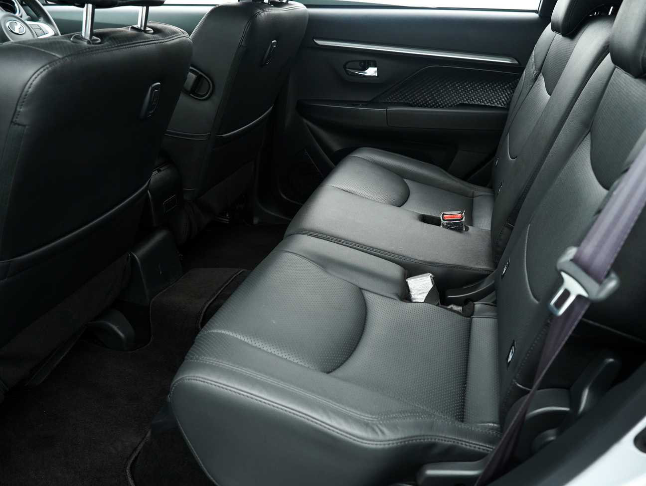 terpakai 2022 Perodua Aruz AV 1.5