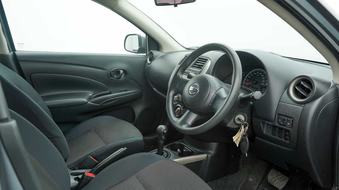terpakai 2014 Nissan ALMERA E 1.5