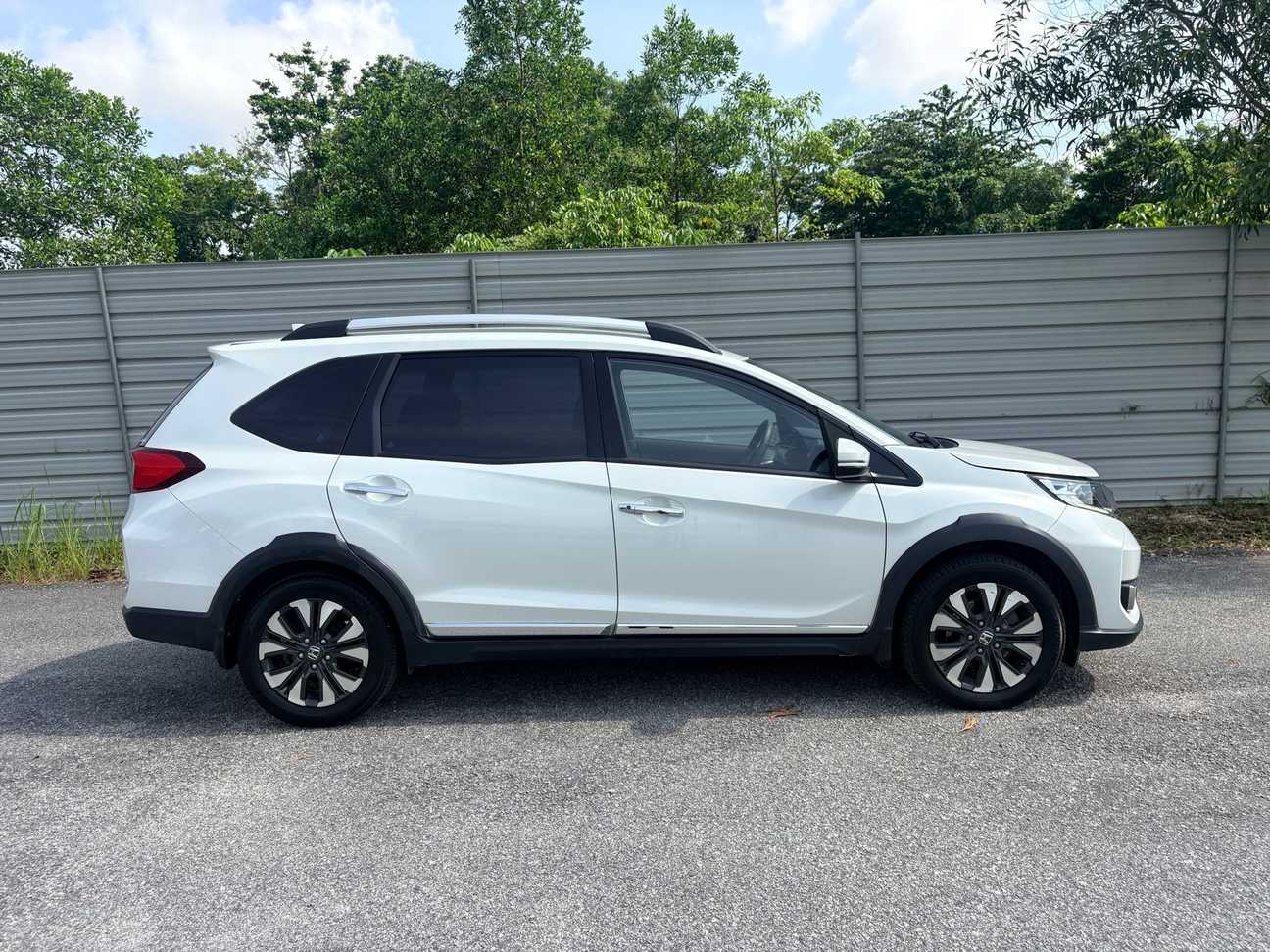 used 2022 Honda BR-V V 1.5