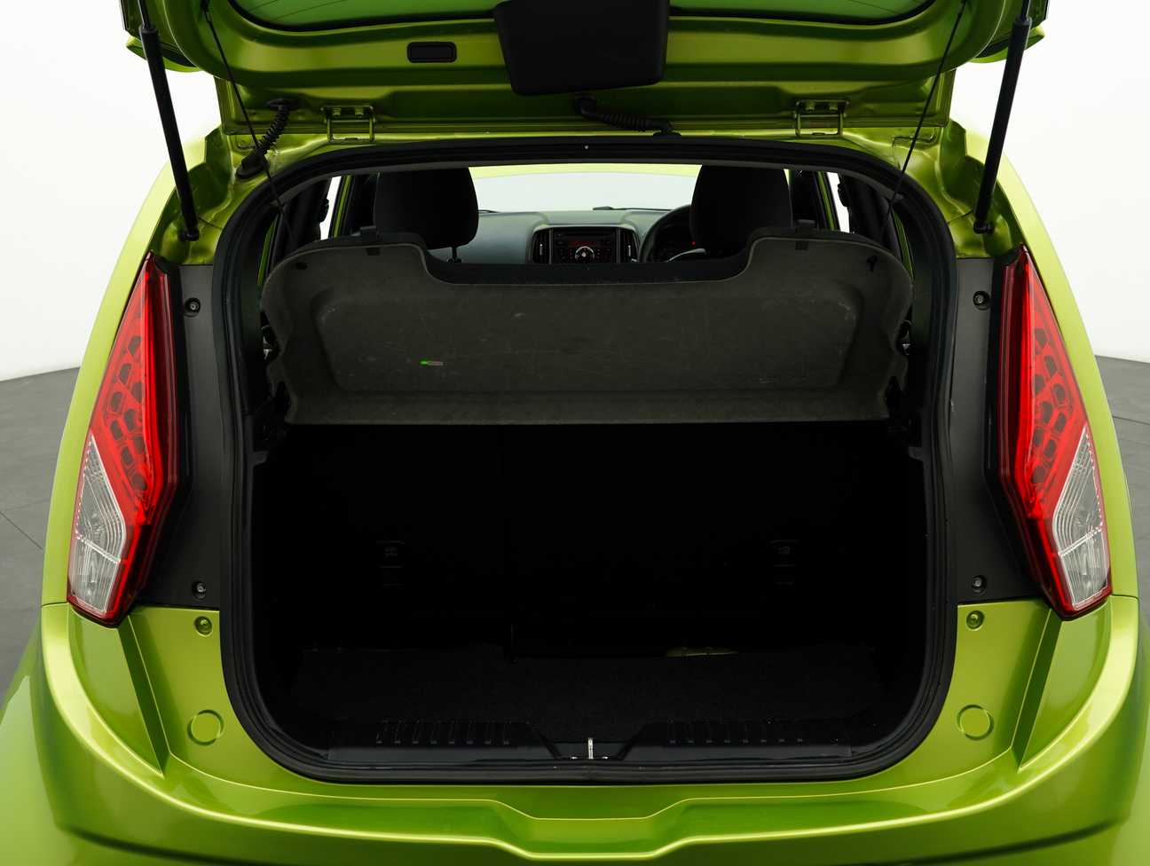 terpakai 2014 Proton Iriz Standard 1.3