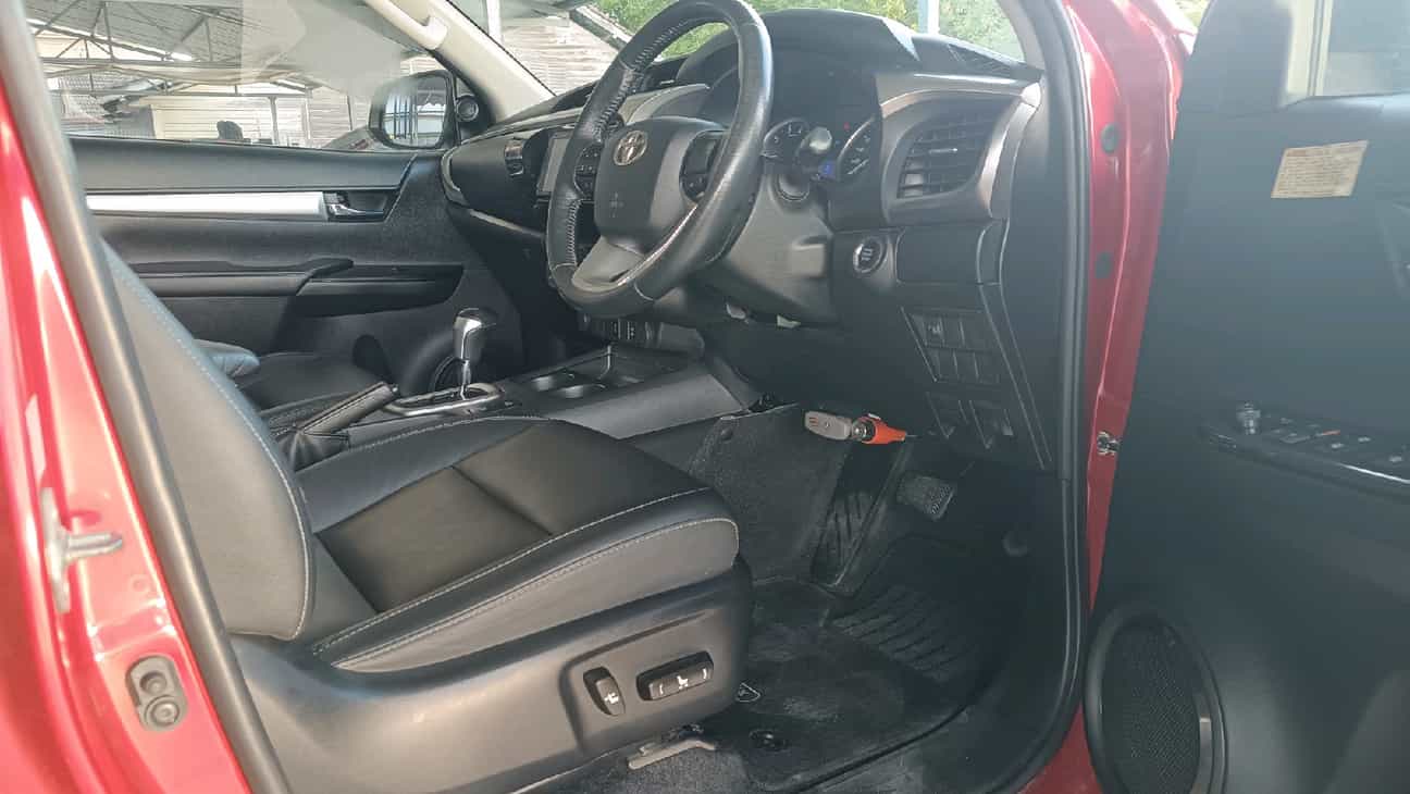 terpakai 2016 Toyota Hilux G Dual Cab 2.4