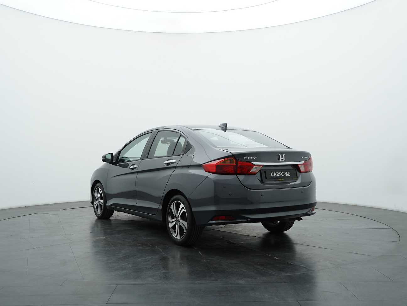 used 2014 Honda City V 1.5