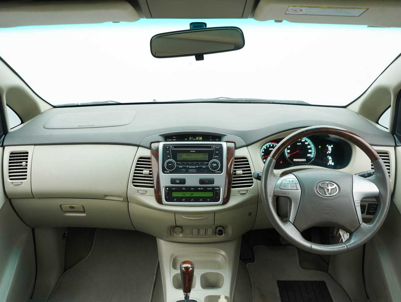 used 2012 Toyota Innova G 2.0