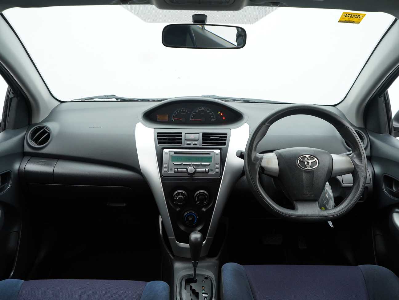 terpakai 2011 Toyota Vios E 1.5
